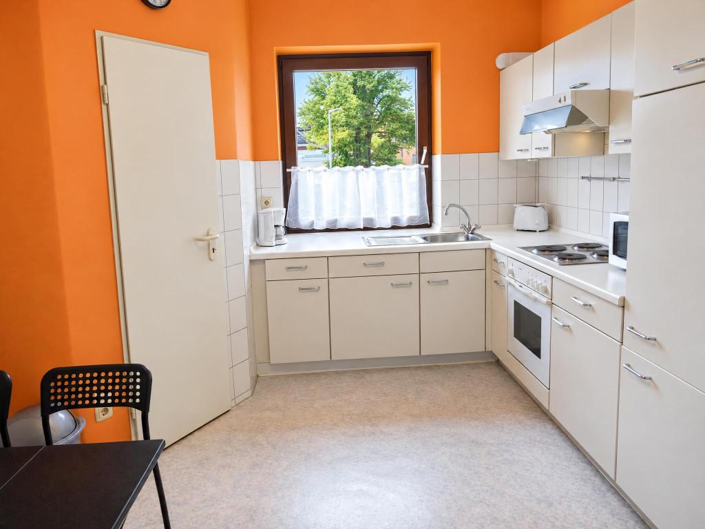 Wohnung 4 - Küche Mehrfamilienhaus: Wohnung 4 - Küche